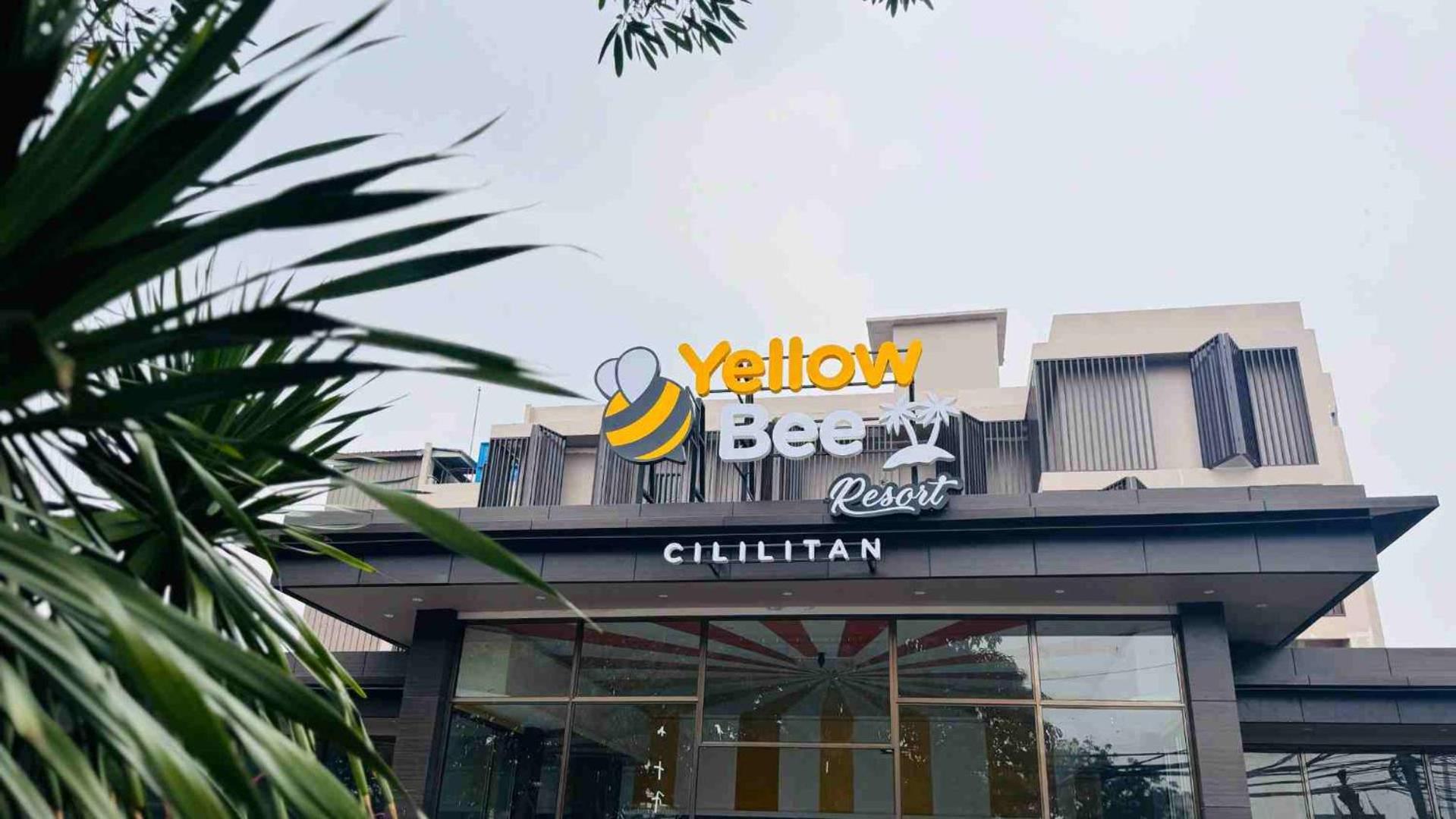 Yellow Bee Resort Cililitan Джакарта Екстер'єр фото